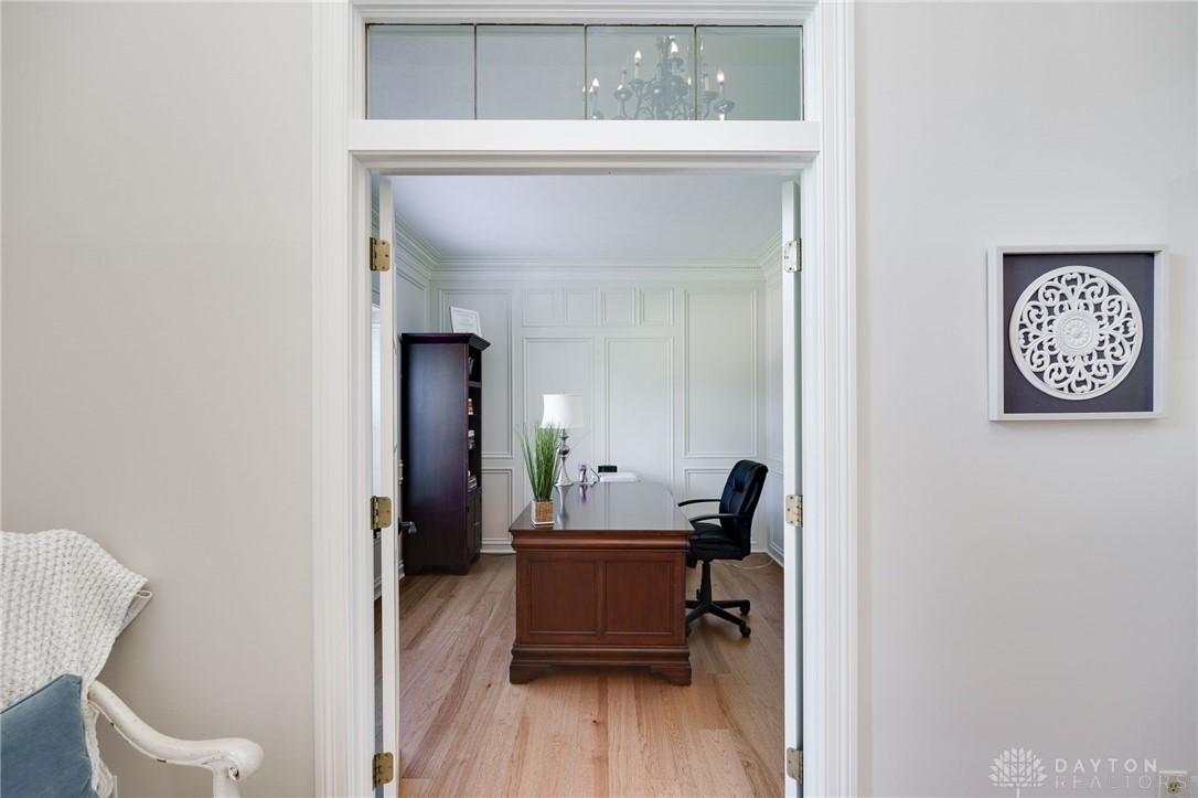 10 Meadow Brook Drive