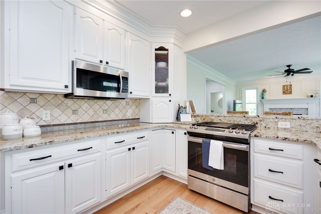 10 Meadow Brook Drive