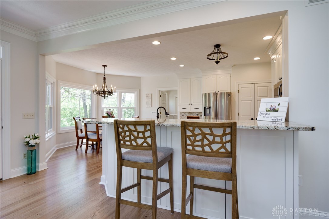 10 Meadow Brook Drive