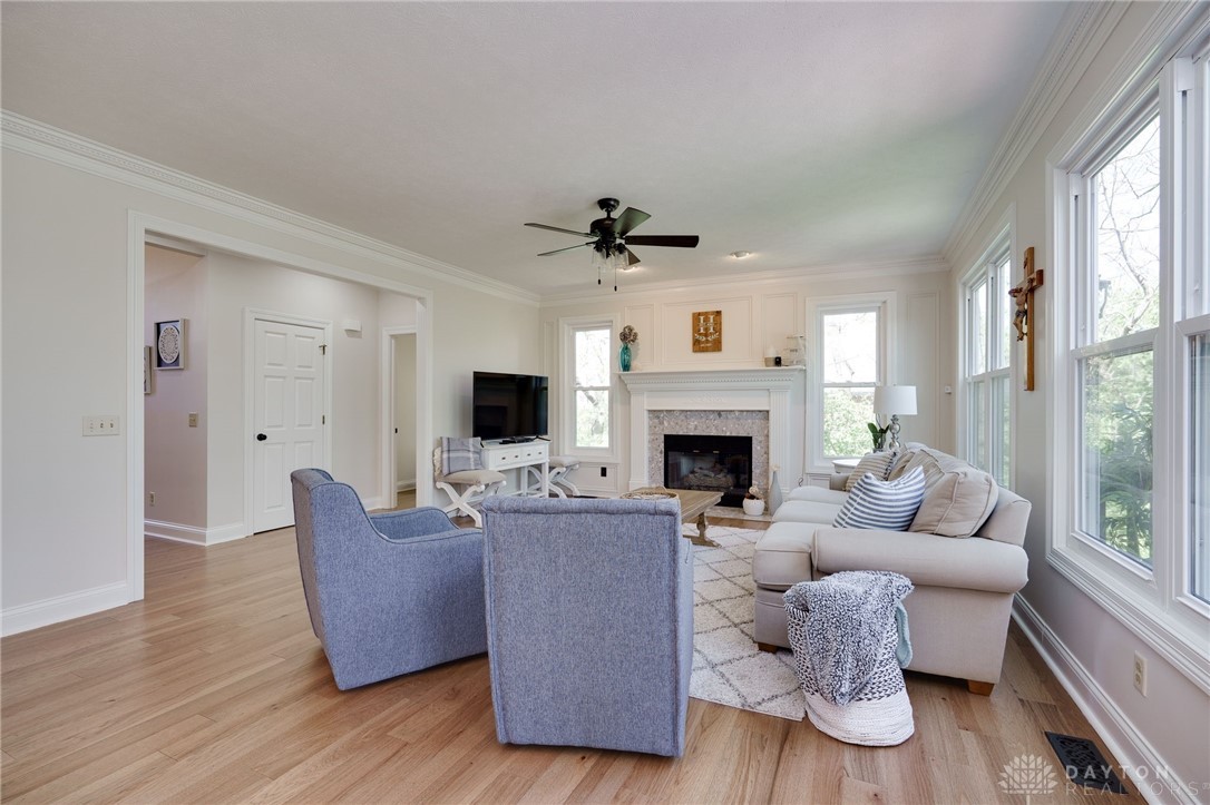 10 Meadow Brook Drive