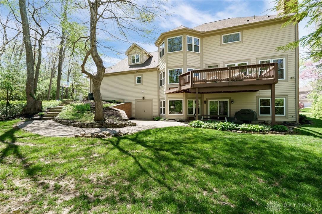 10 Meadow Brook Drive