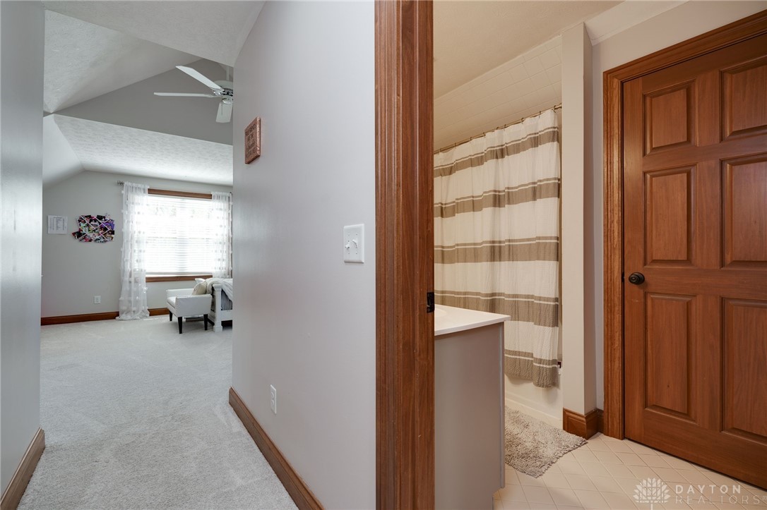 10 Meadow Brook Drive