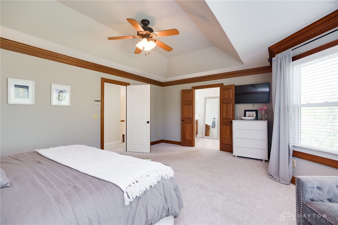 10 Meadow Brook Drive