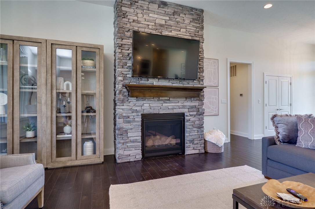 8550 Silver Oak Court