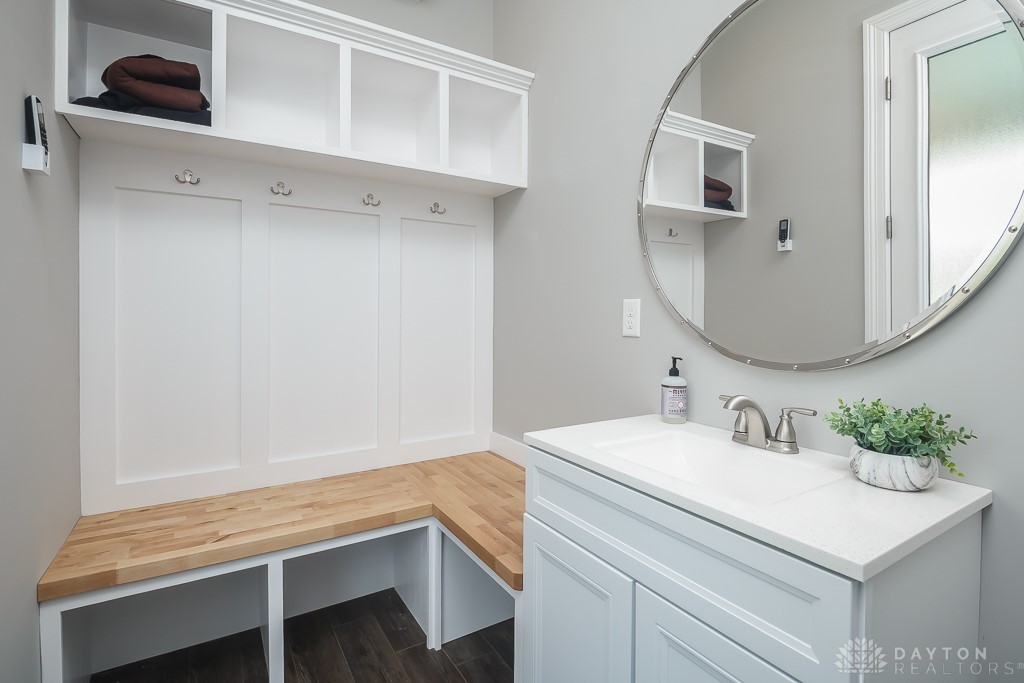 8550 Silver Oak Court