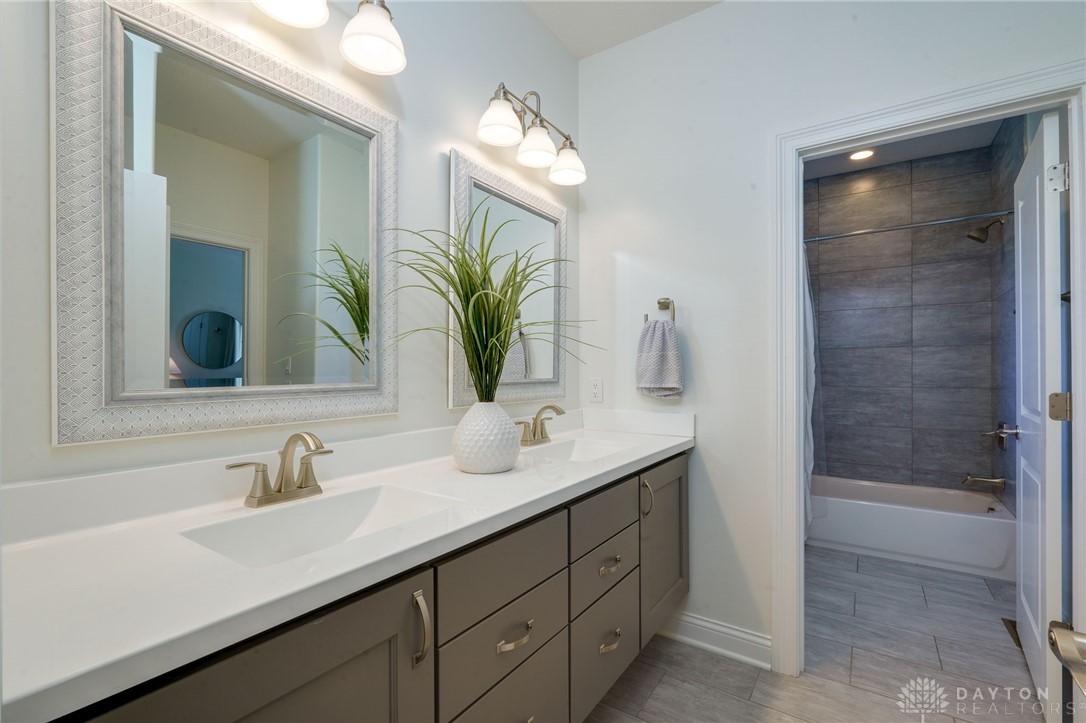 8550 Silver Oak Court