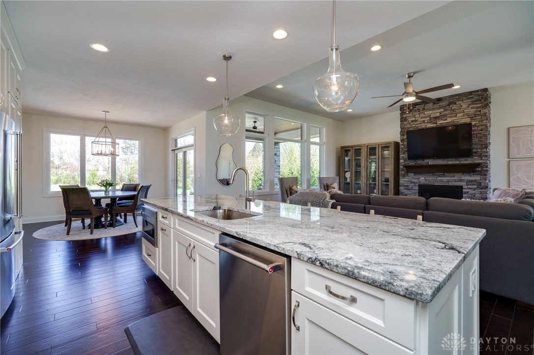 8550 Silver Oak Court