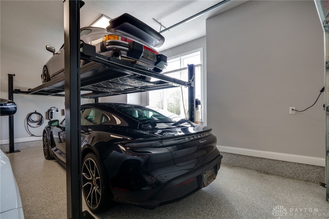 8550 Silver Oak Court