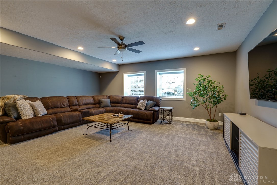 8550 Silver Oak Court