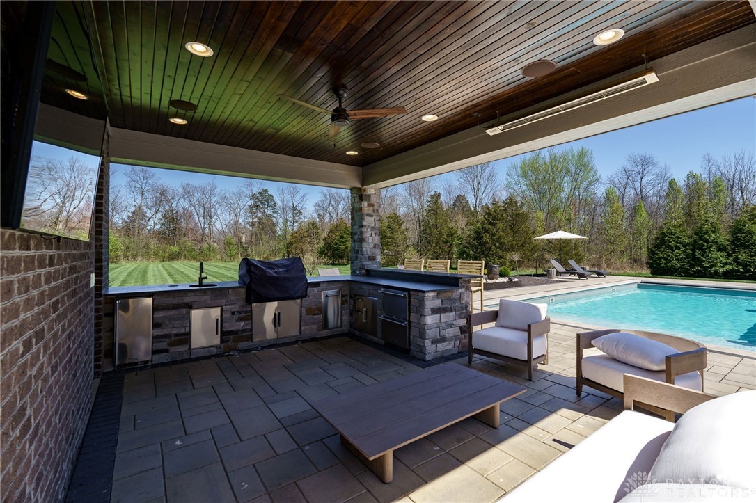 8550 Silver Oak Court