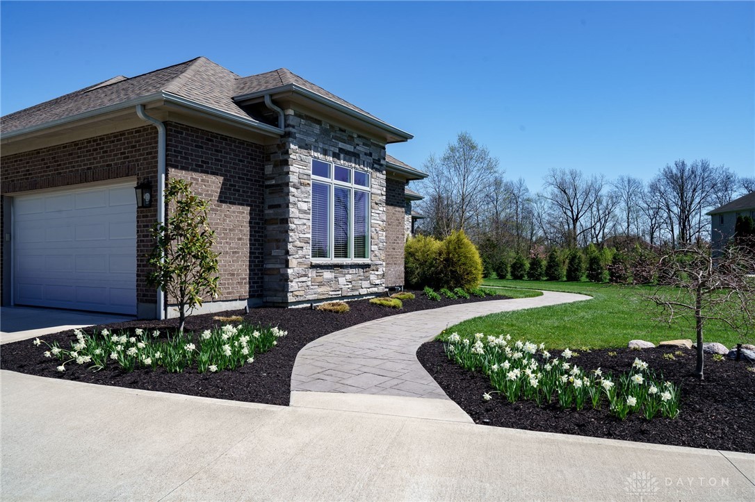 8550 Silver Oak Court