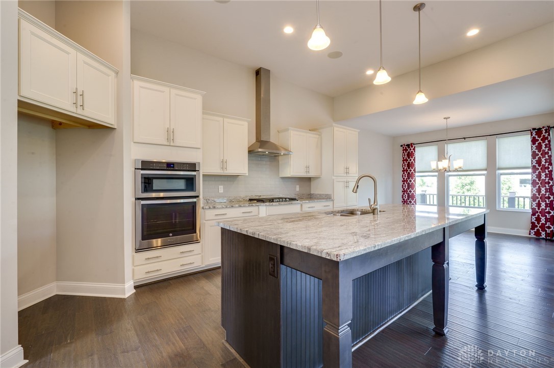 10118 Morgan Grey Court