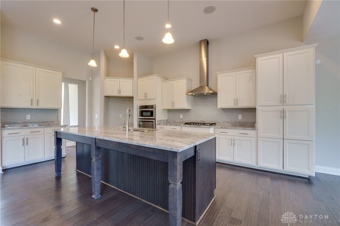 10118 Morgan Grey Court