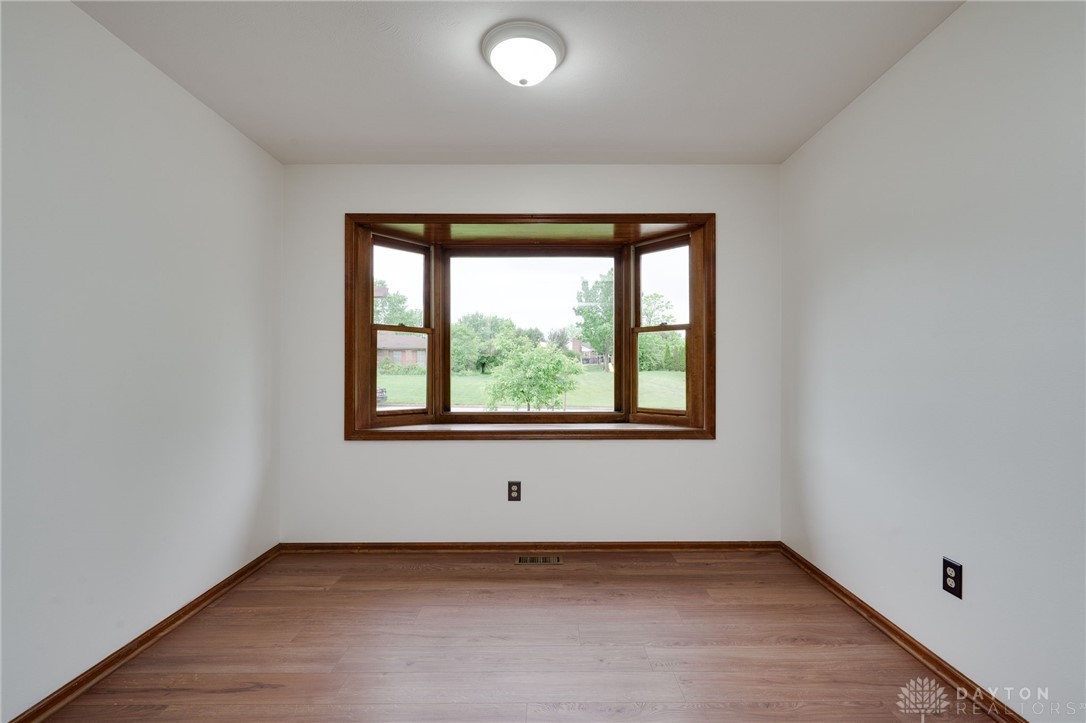 1902 S Springcrest Court