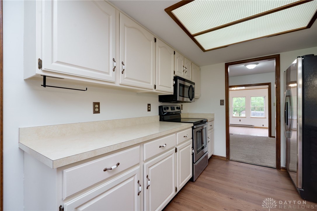 1902 S Springcrest Court