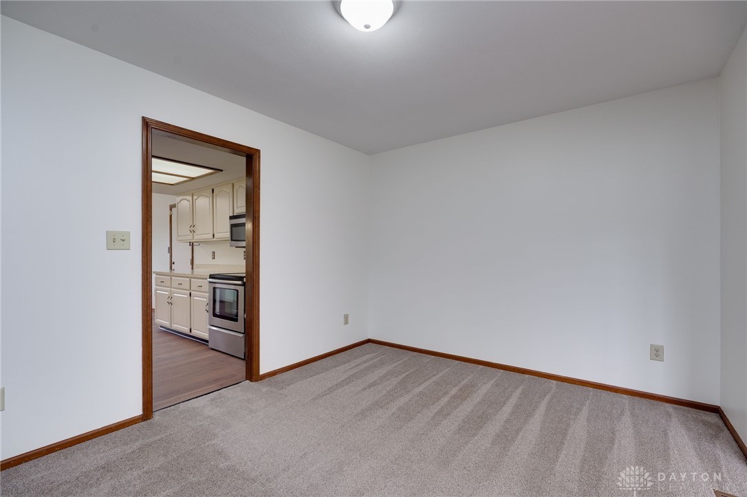 1902 S Springcrest Court