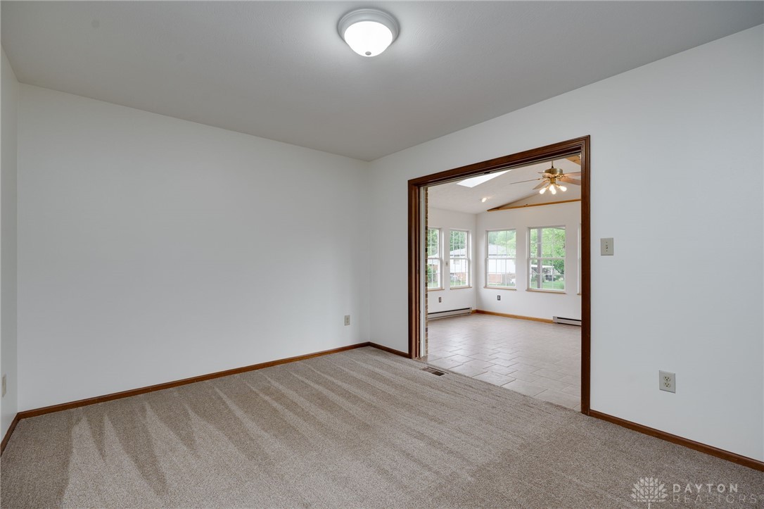 1902 S Springcrest Court