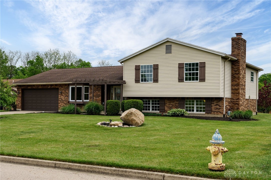 1902 S Springcrest Court