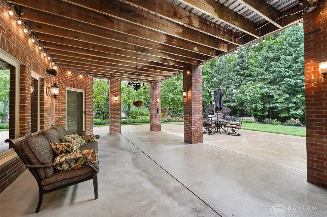 11151 Ashbury Meadows Drive