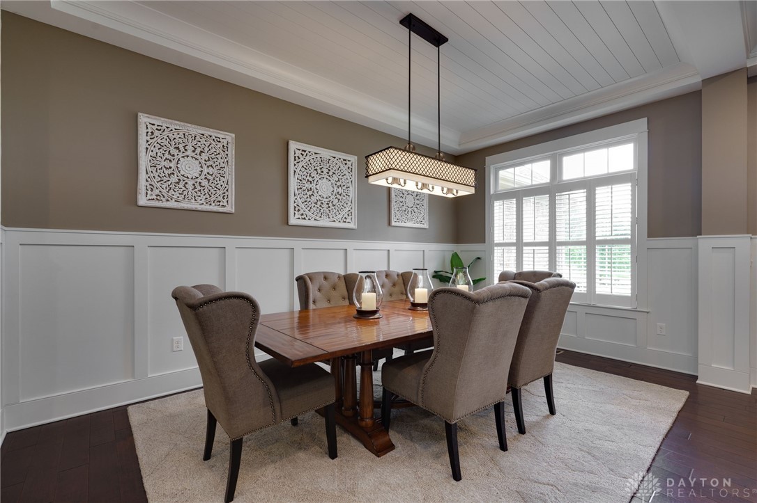 8554 Silver Oak Court