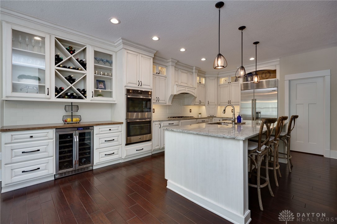 8554 Silver Oak Court