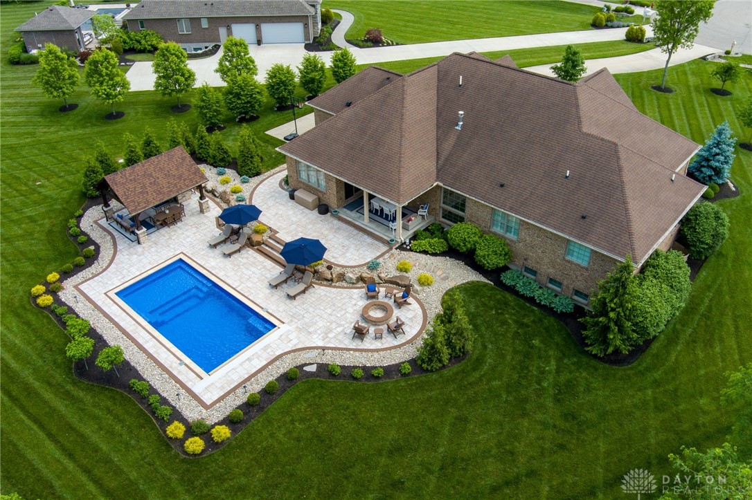 8554 Silver Oak Court