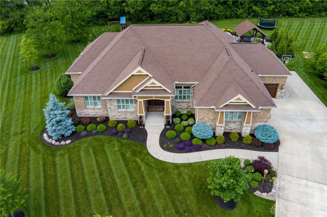 8554 Silver Oak Court