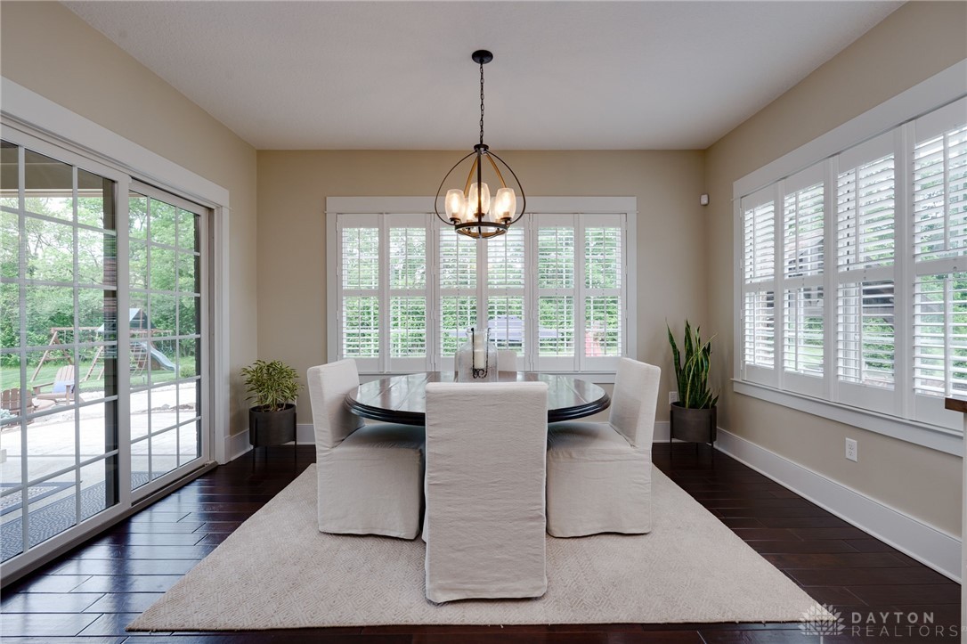 8554 Silver Oak Court