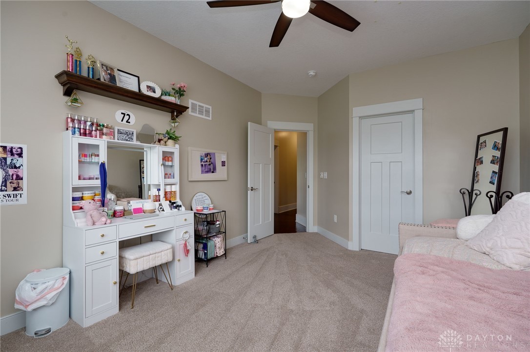 8554 Silver Oak Court