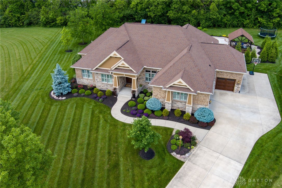 8554 Silver Oak Court