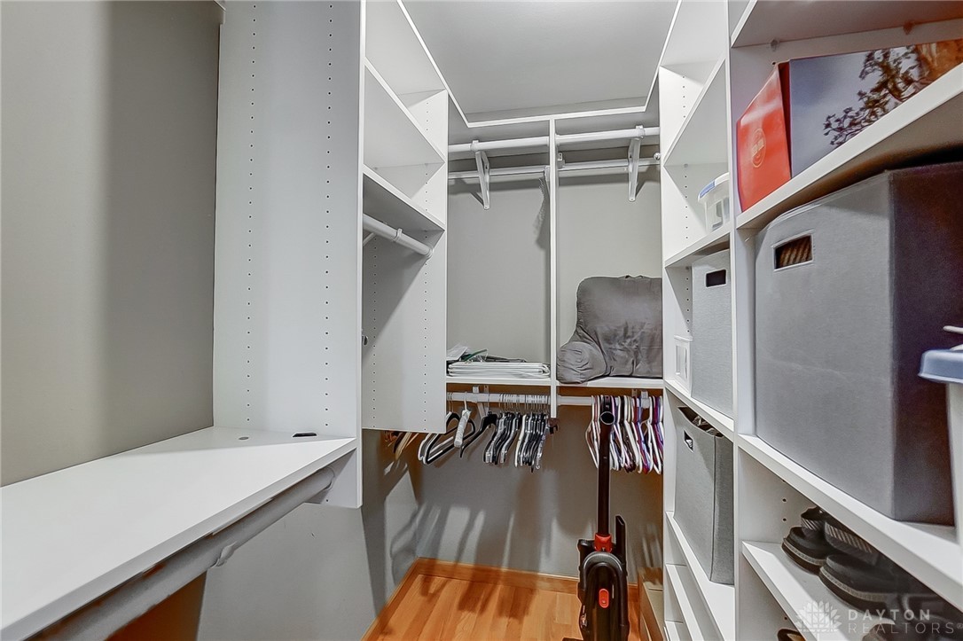 5325 Oakbrooke Drive