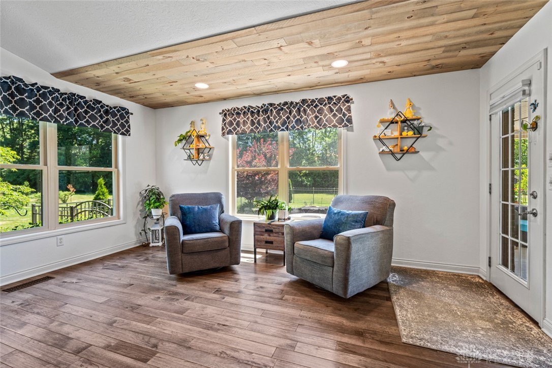 409 Fitchs Farm Court