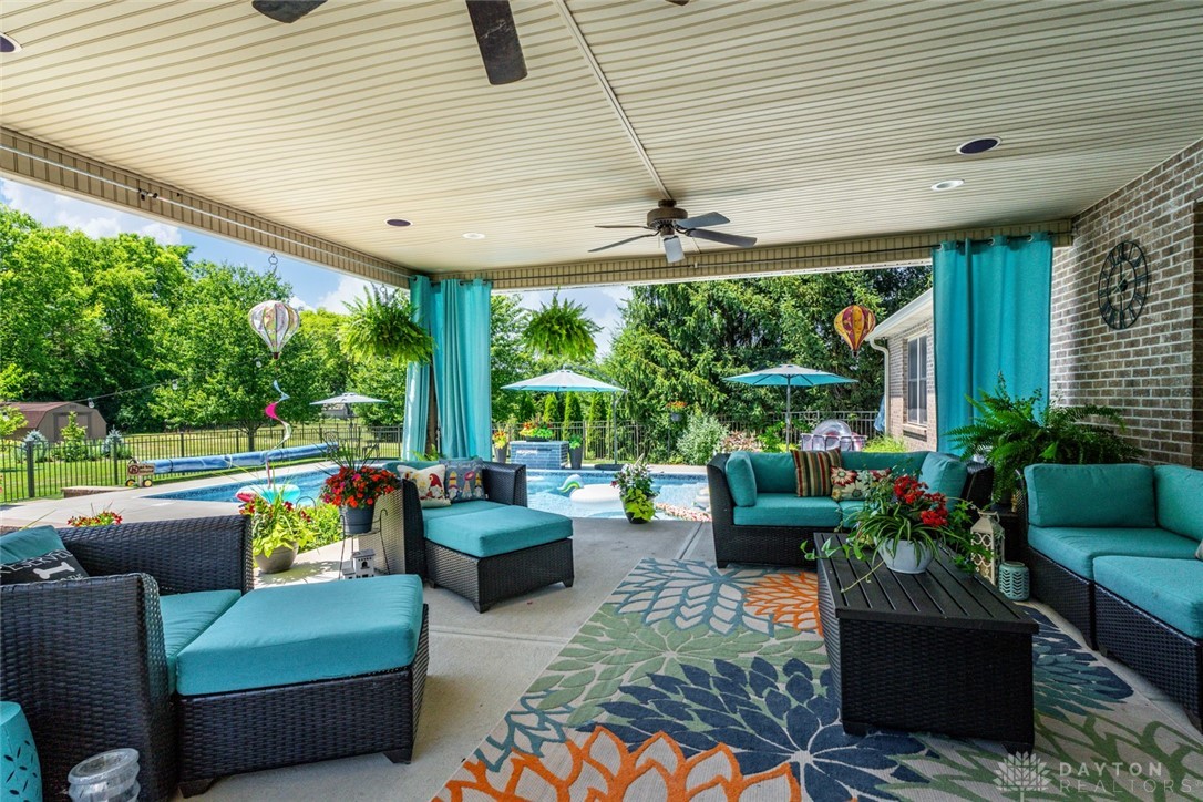 409 Fitchs Farm Court