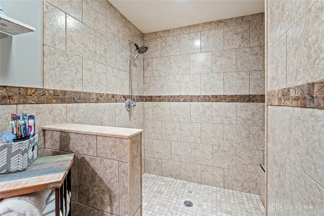 409 Fitchs Farm Court