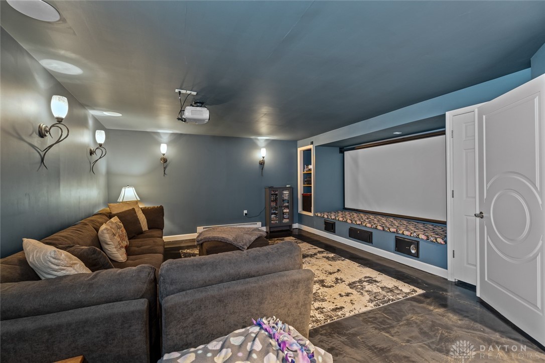 409 Fitchs Farm Court