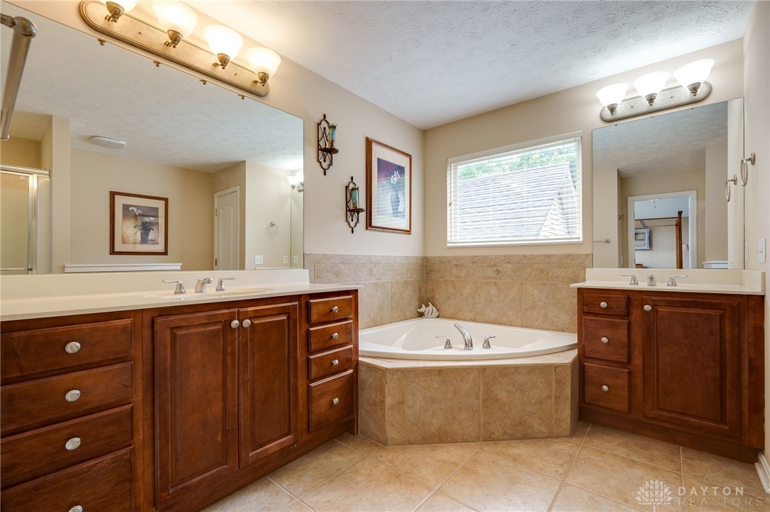 3959 Centerville Road