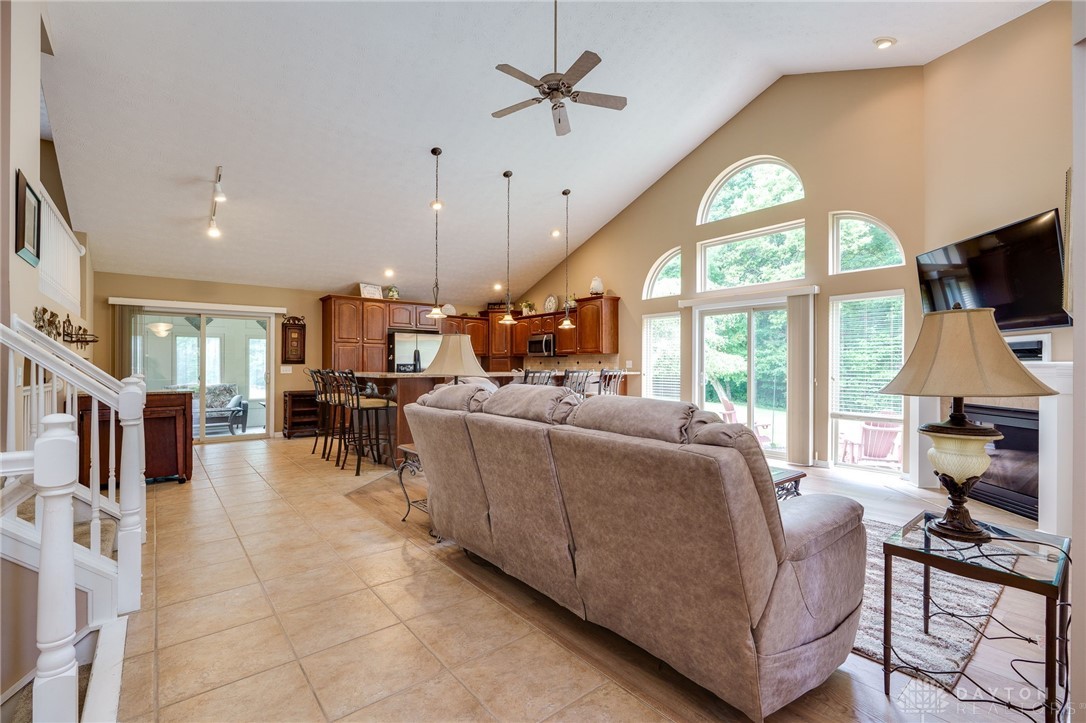 3959 Centerville Road