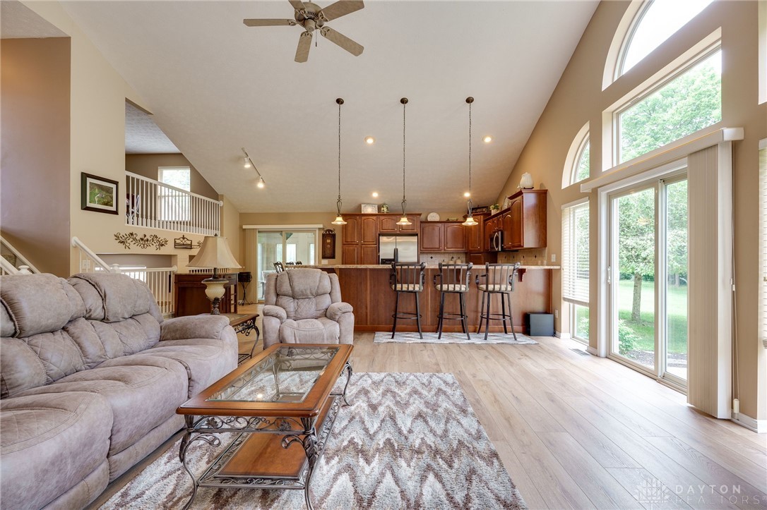 3959 Centerville Road