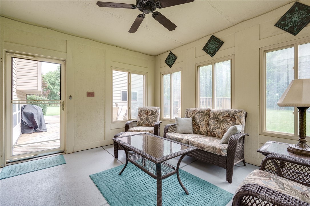 3959 Centerville Road