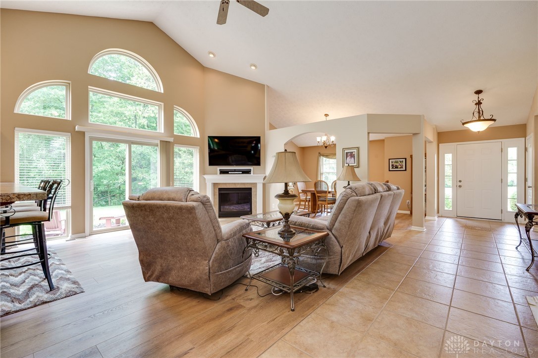 3959 Centerville Road