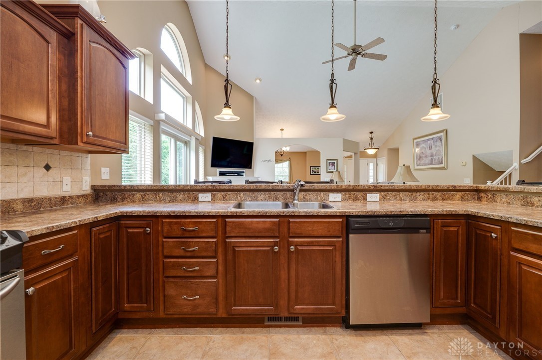 3959 Centerville Road