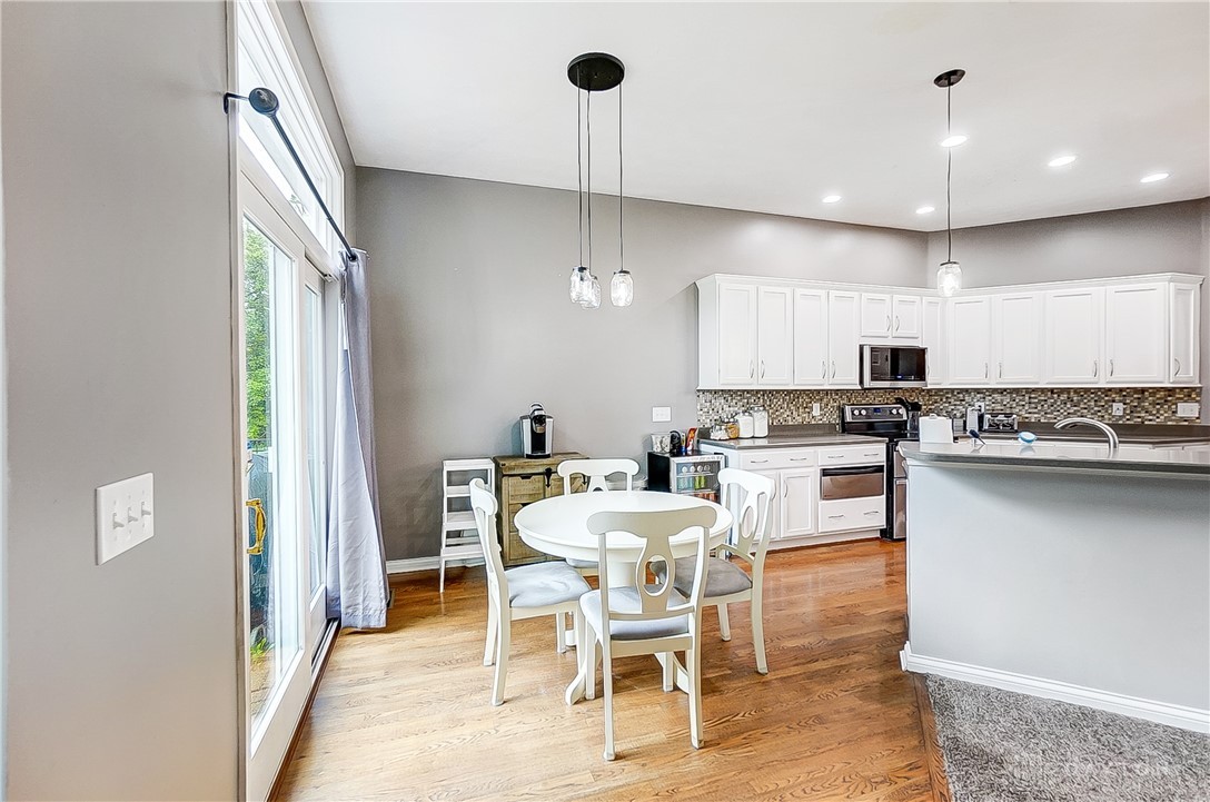 9796 Dinwiddie Court