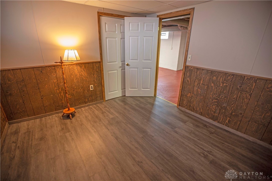 1025 Bellaire Avenue