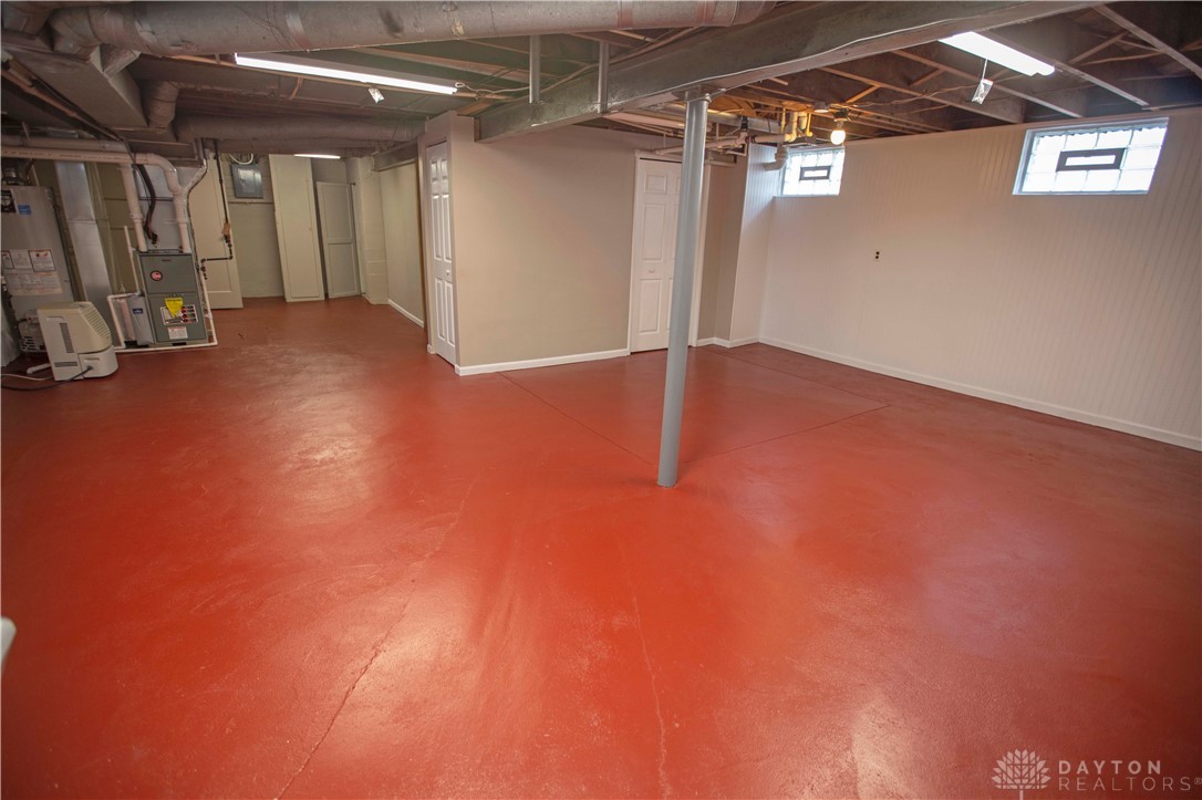 1025 Bellaire Avenue