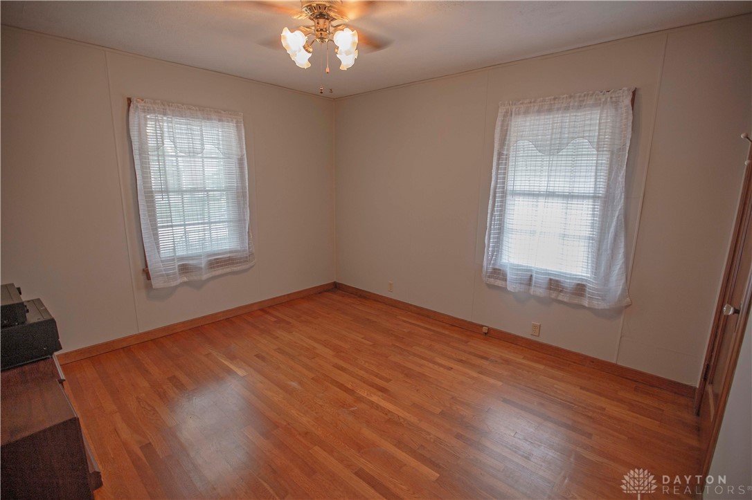 1025 Bellaire Avenue