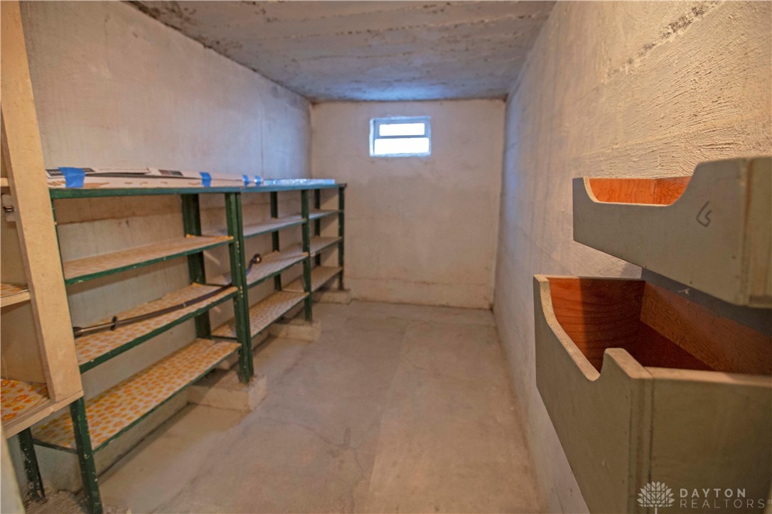 1025 Bellaire Avenue