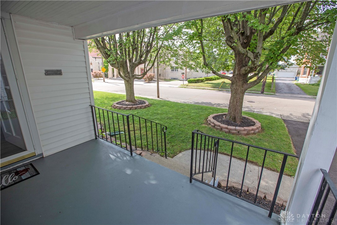 1025 Bellaire Avenue