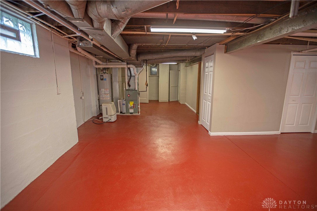 1025 Bellaire Avenue