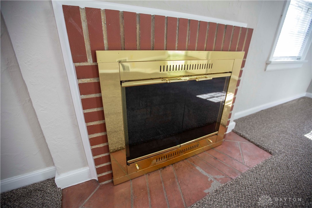 1025 Bellaire Avenue