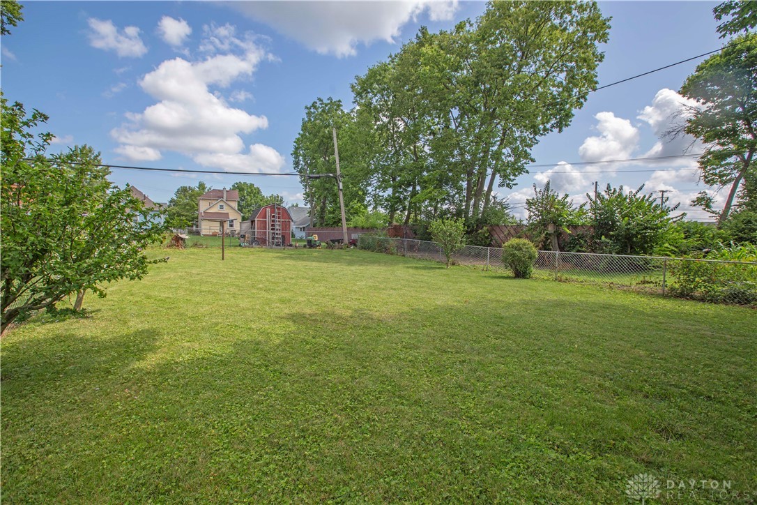 1025 Bellaire Avenue